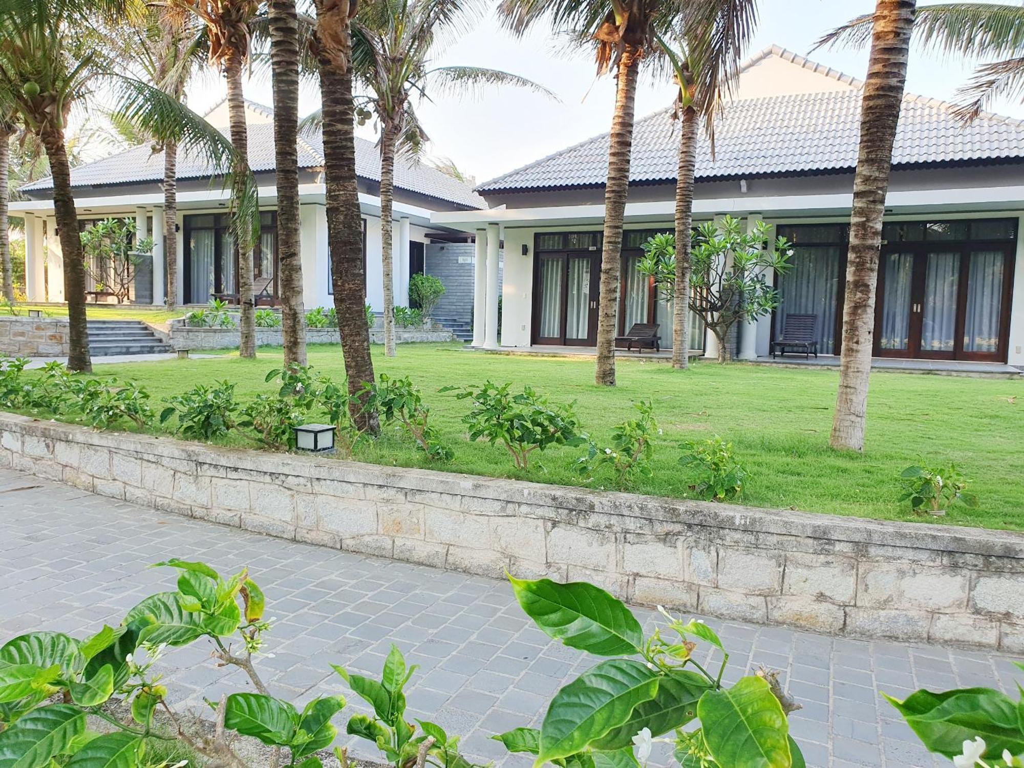 Starlight Villa Beach Resort & Spa Phan Thiết Eksteriør billede